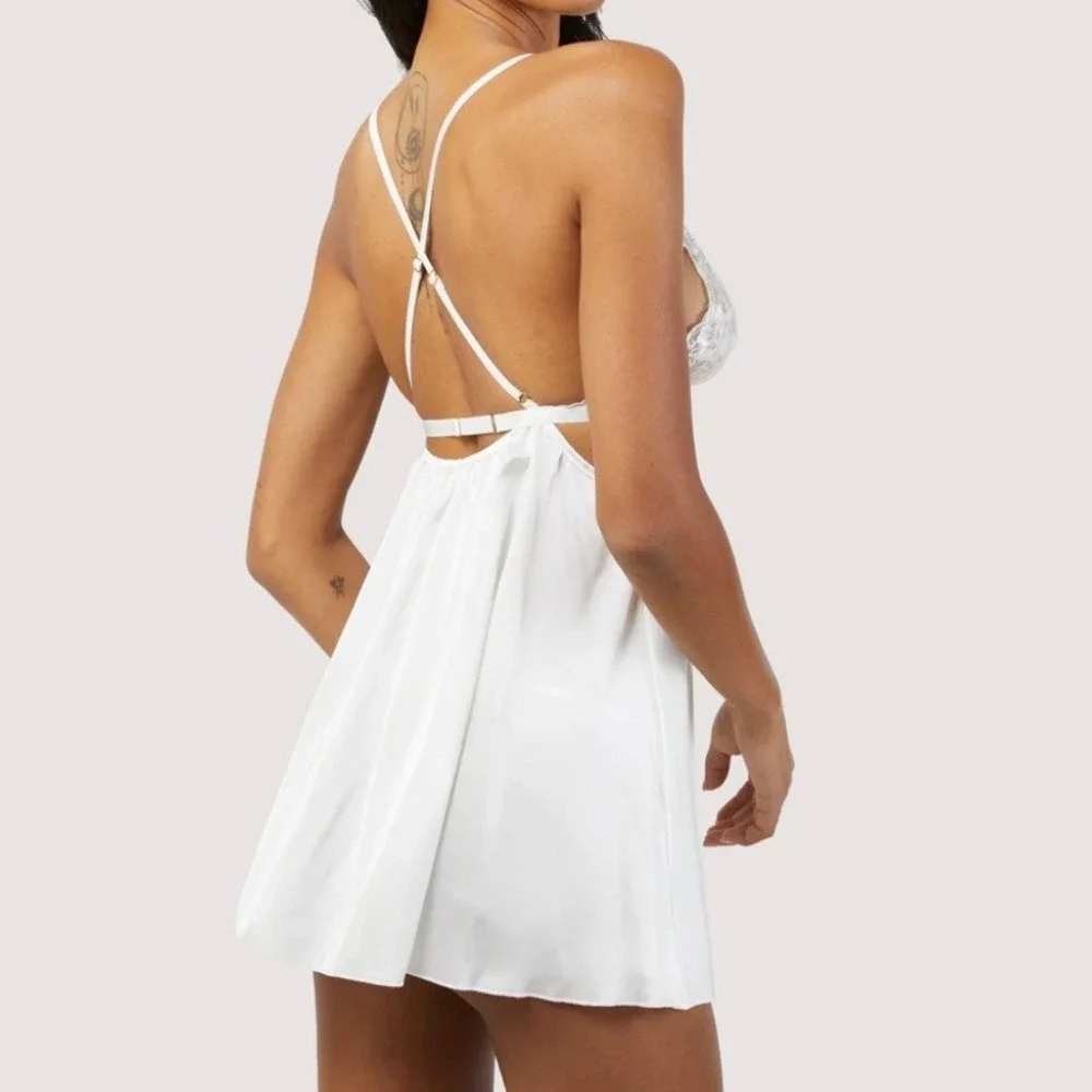 NEW Wolf & Whistle Lola Satin Babydoll Thong Set Sz 14 White‎ Chemise Lace NWT